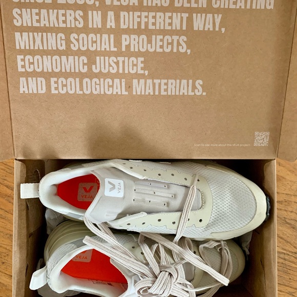 Veja Dekkan Alveomesh Sneaker, Women’s Size 8, Natural with White 🤍 - Picture 13 of 13